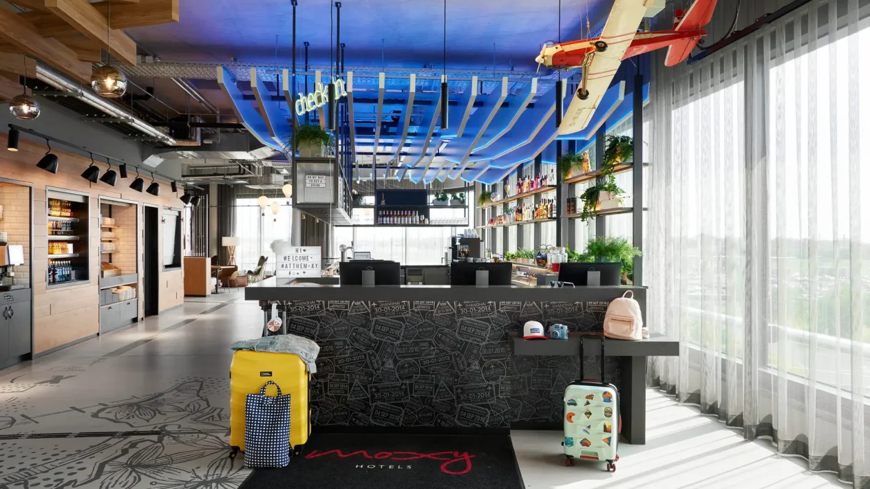 @50.8792174,7.1179389Moxy Cologne Bonn Airport